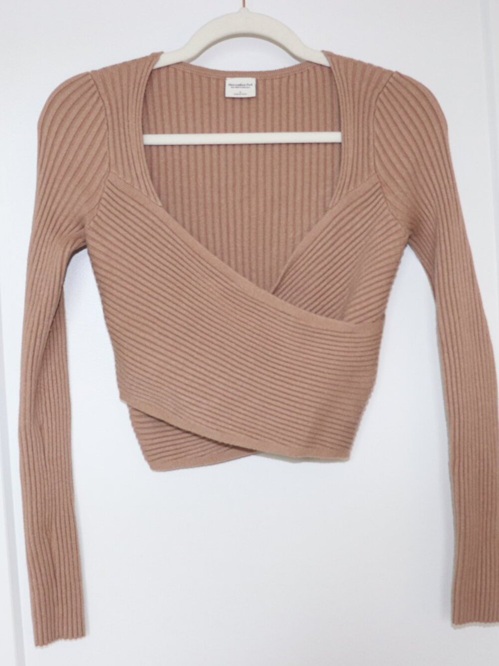 Abercrombie & Fitch Ribbed Wrap Front Sweater Camel Size S